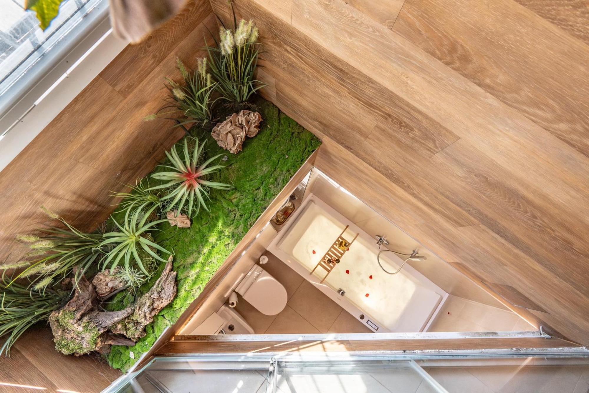 קומו Luxe & Central Haven - Jacuzzi, Sauna, Steam, Private Parking מראה חיצוני תמונה