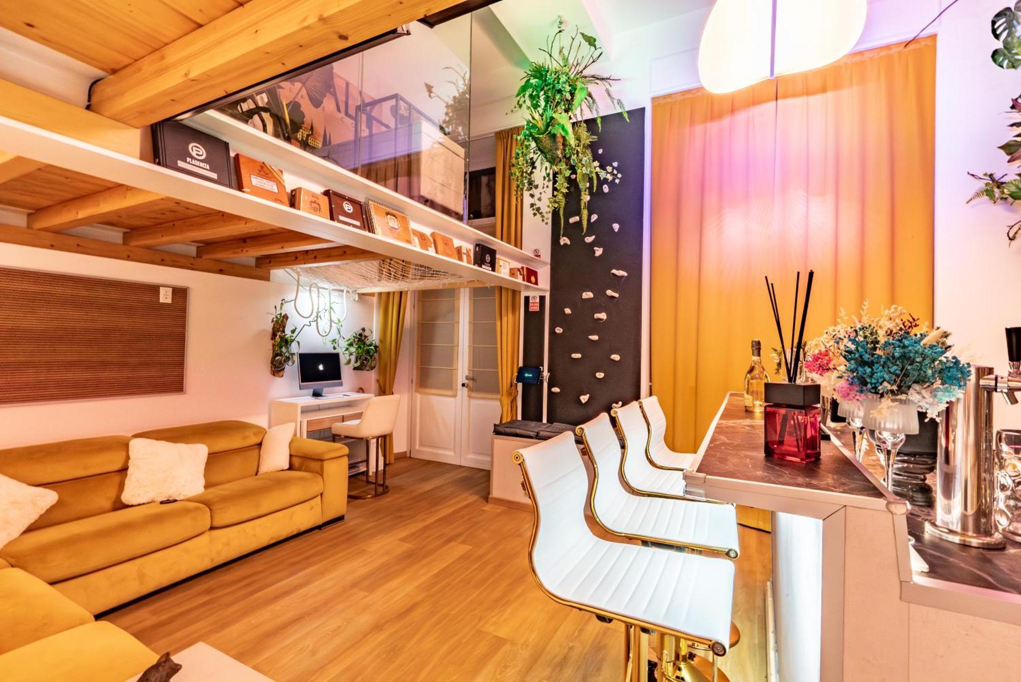קומו Luxe & Central Haven - Jacuzzi, Sauna, Steam, Private Parking מראה חיצוני תמונה